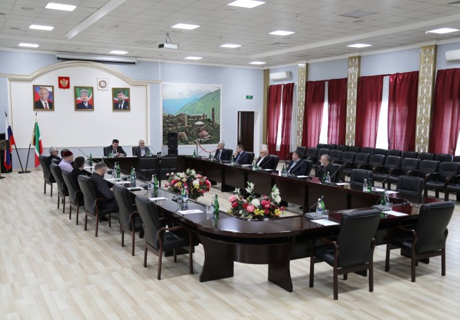 В Чеченской Республике состоялись публичные слушания по проекту республиканского бюджета на 2026-2028 годы