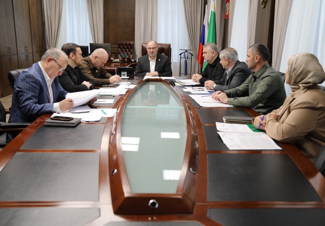 В Минфине Чеченской Республики обсудили вопросы тарифного регулирования в электросетевом комплексе