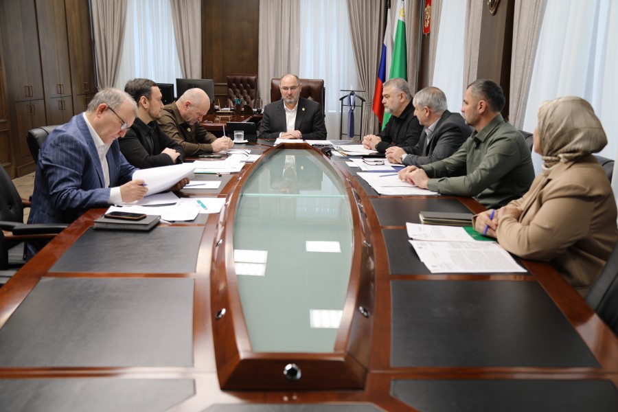 В Минфине Чеченской Республики обсудили вопросы тарифного регулирования в электросетевом комплексе